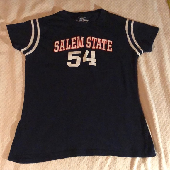 Champion Tops - LIKE NEW! 📚 SALEM STATE UNIVERSITY TSHIRT Size L